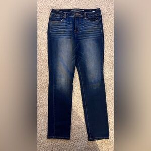 EUC- AE super Stretch High Rise Jeggings
Size 14